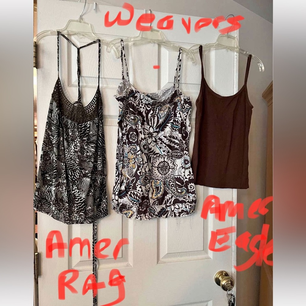 bundle of 3 teen/women pattern flowy tops Med-american rag, weaver & love brands